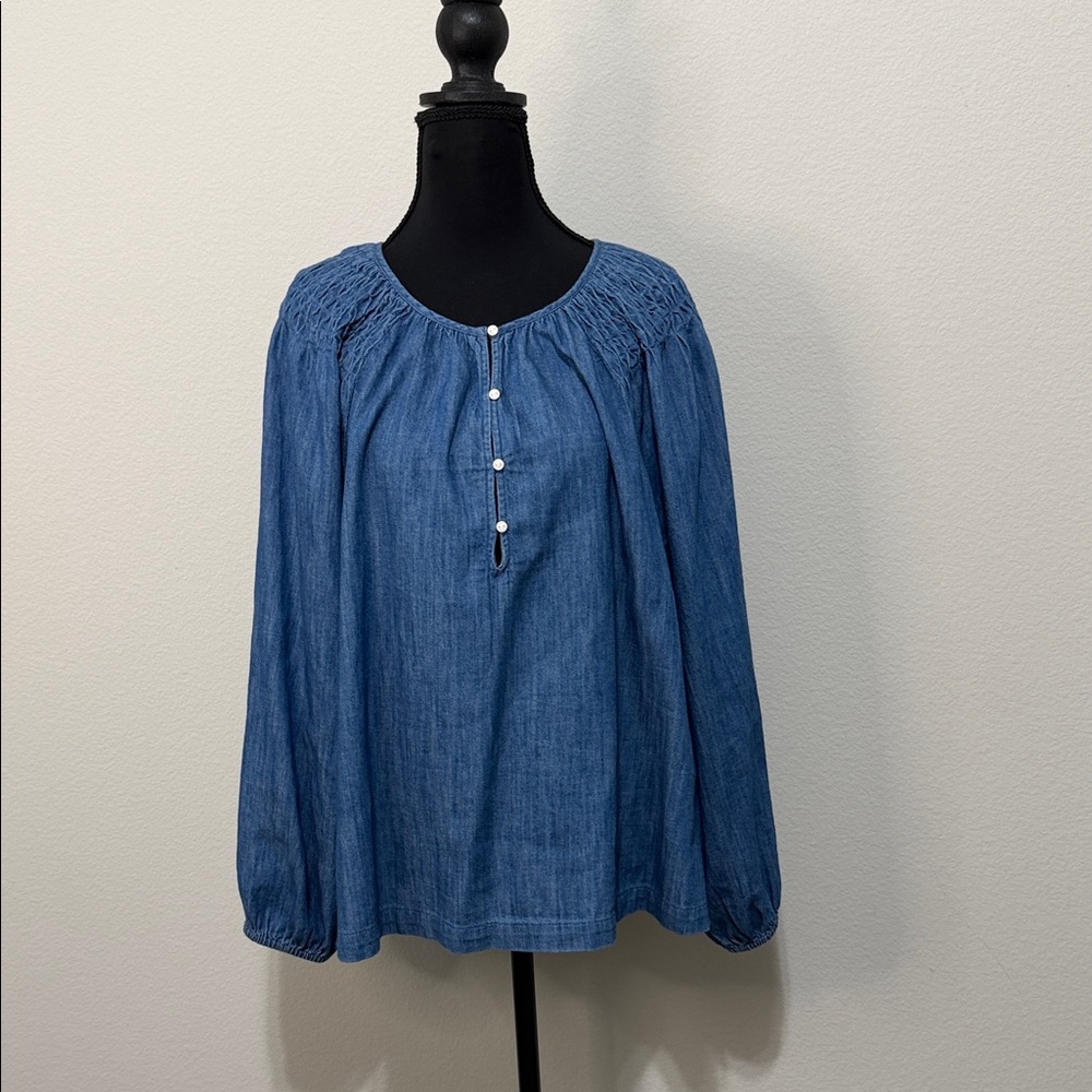NWOT Old Navy Blue Denim Blouse